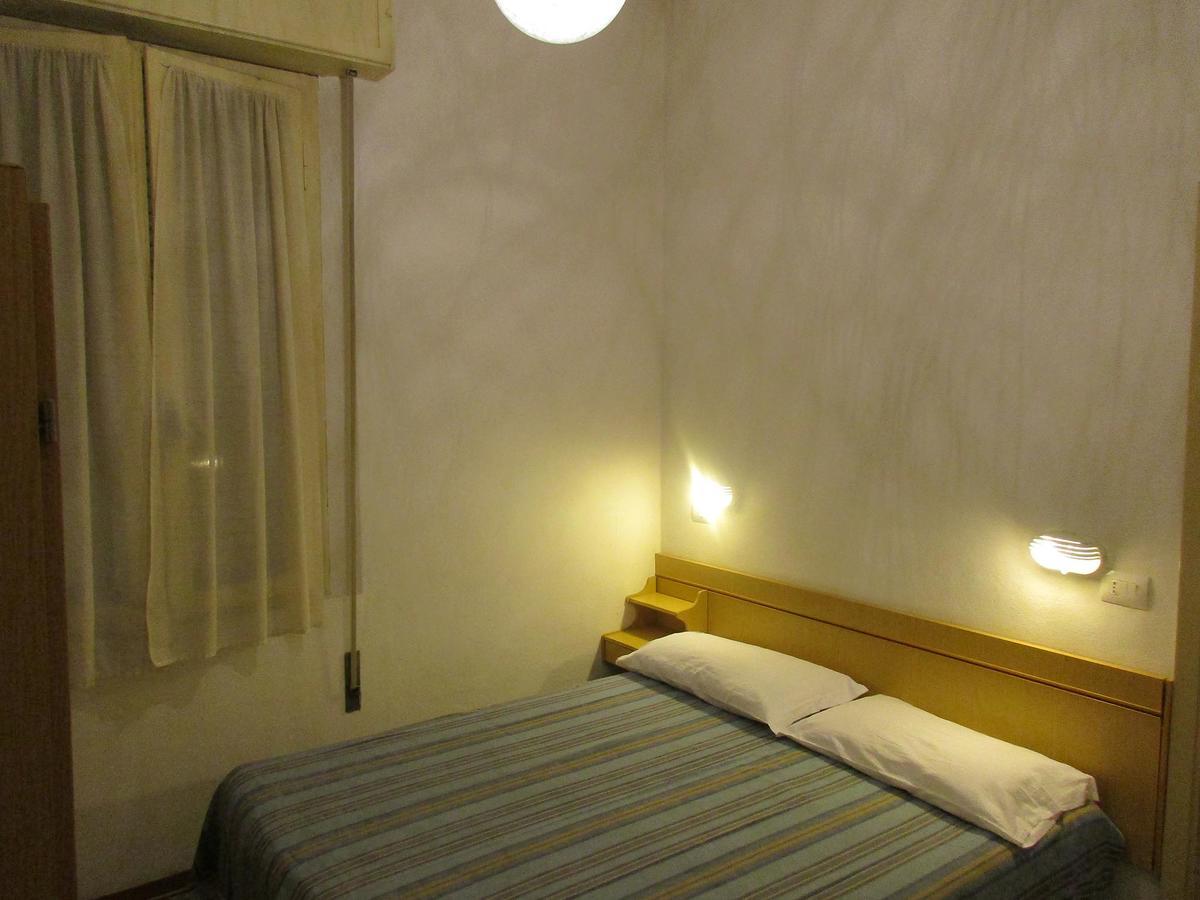 Hotel Pensione Ornella Cesenatico Exterior photo